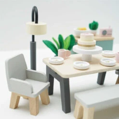 Le Toy Van Wooden Dolls House Dining Room -Le Toy Van Cheap Store ME056 dolls house furniture dining room play table chairs bench plates lamp plants sustainable wooden toy dollhouse gift 4