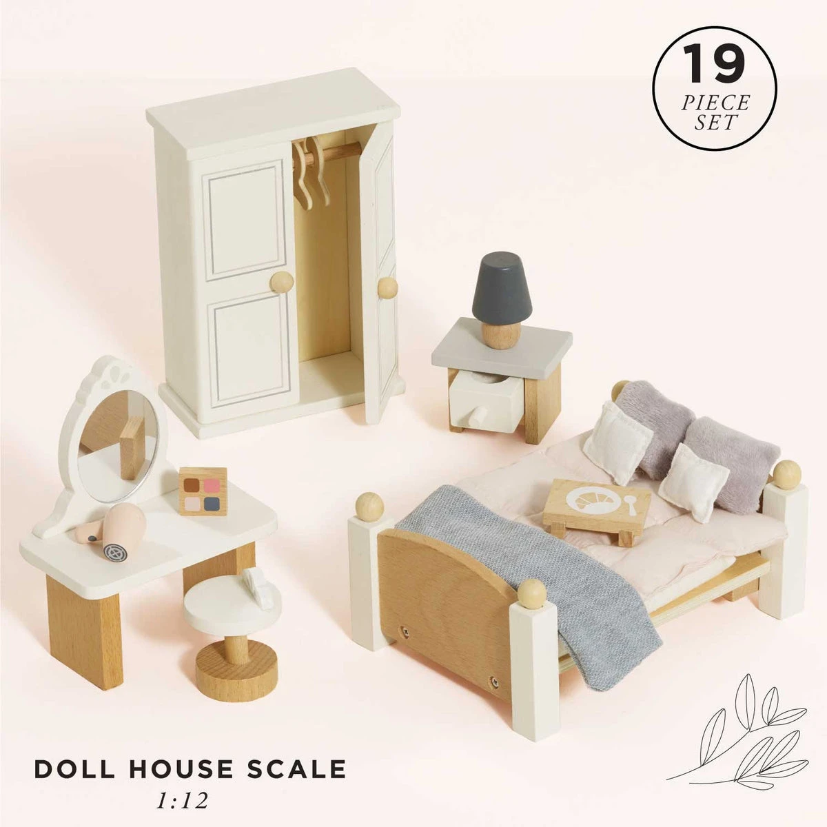 Le Toy Van Wooden Dolls House Bedroom 5 Le Toy Van Wooden Dolls House Bedroom - Image 3