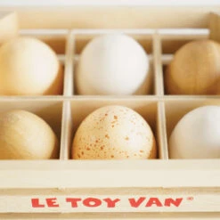 Le Toy Van Farm Eggs Wooden Market Crate -Le Toy Van Cheap Store TV190 Farm Eggs Half Dozen Role Play Food